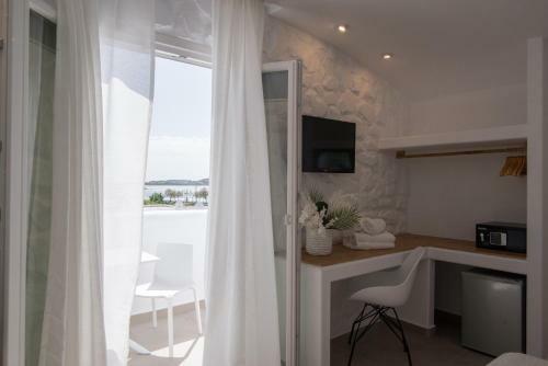 Spiros Hotel