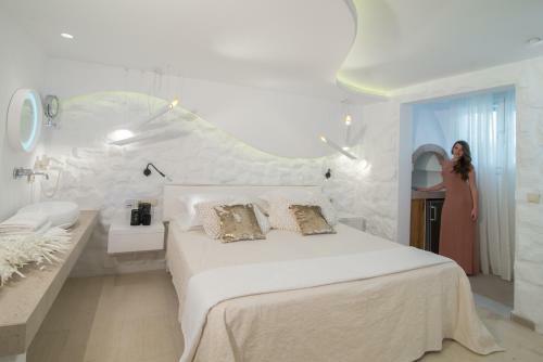 Spiros Hotel