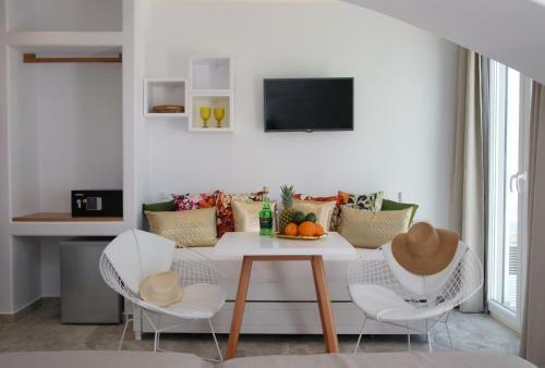 Spiros Hotel