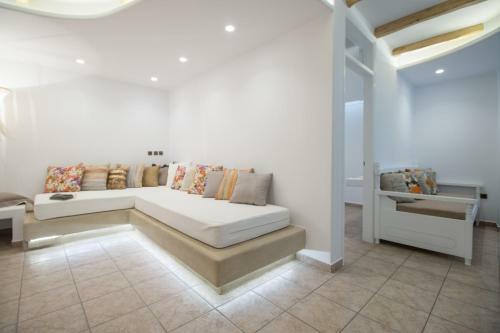 Spiros Hotel