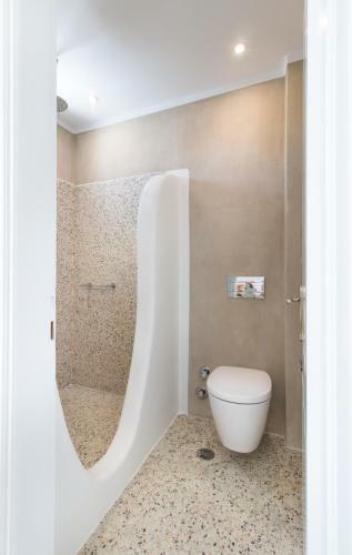 Spiros Hotel