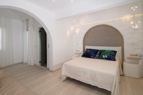 Spiros Hotel