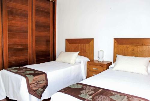 Costa Teguise Villa Sleeps 6 Pool Air Con Wifi
