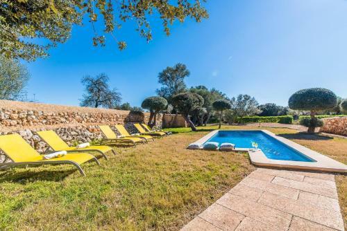 Costitx Villa Sleeps 6 Pool Air Con Wifi
