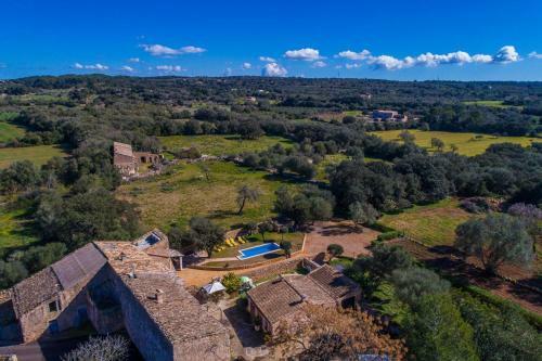 Costitx Villa Sleeps 6 Pool Air Con Wifi