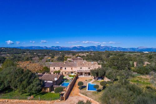 Costitx Villa Sleeps 6 Pool Air Con Wifi
