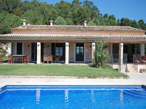 Holiday Home Cladera