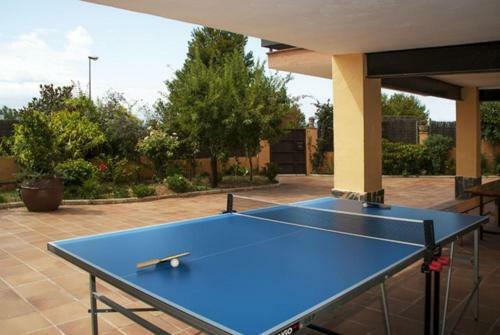 Cubelles Villa Sleeps 8 Pool Wifi