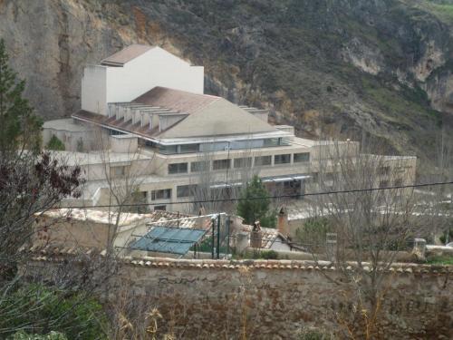 Apartamentos Casas Colgadas
