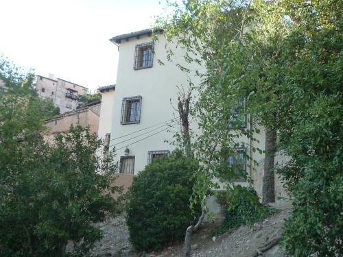 Apartamentos Casas Colgadas