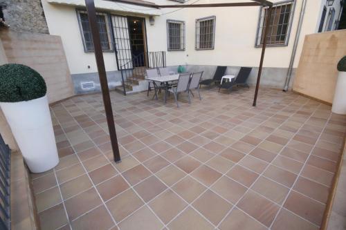 Apartamentos Casas Colgadas