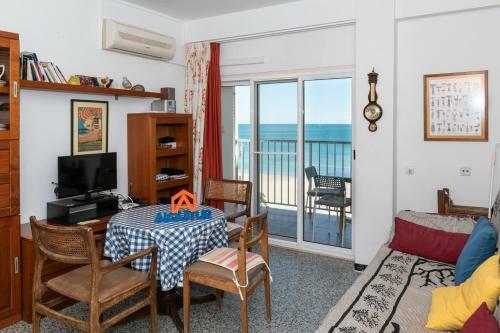 Apartamento Montemar, C-8�-22