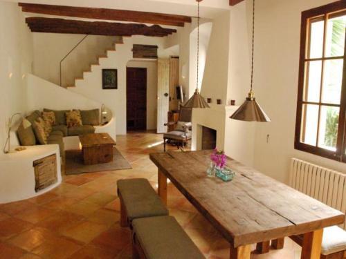 Deia Villa Sleeps 6 Wifi