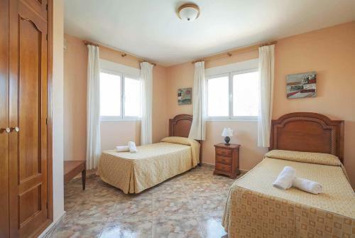 Setla Villa Sleeps 8 Air Con Wifi