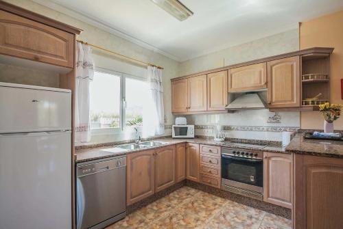 Setla Villa Sleeps 8 Air Con Wifi