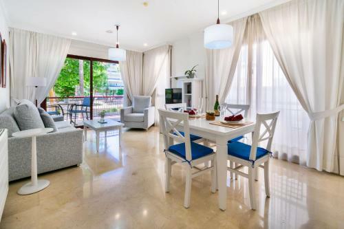 Apartamento Albir Confort Avenida II