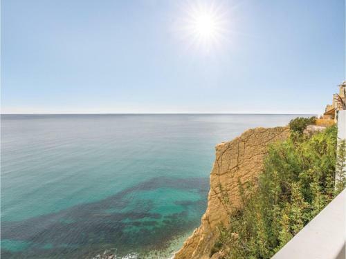 Three-bedroom Holiday Home In Campello