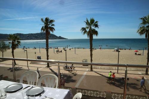 Apartamento Front Mer 10