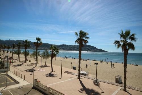 Apartamento Front Mer 10