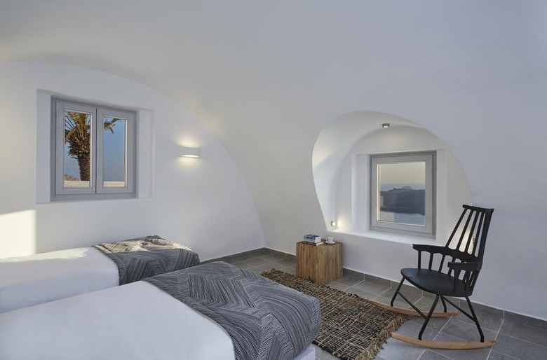 Hotel Aroma Suites