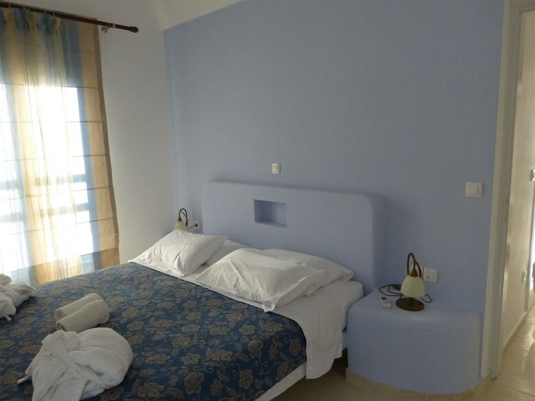 Black Sand Apartments