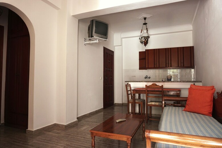 Black Sand Apartments