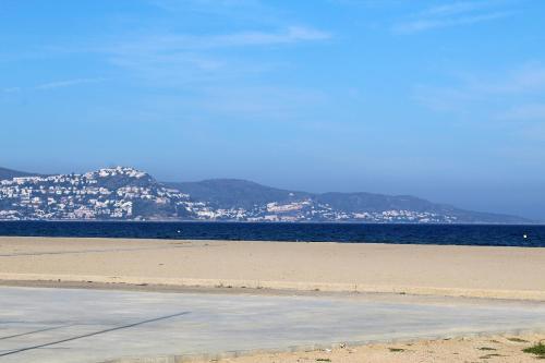 Apartamento Marina Beach Hollidays