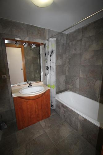 Apartamento Delta Muga 3-12