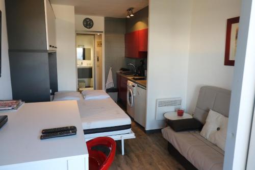 Apartamento Interimmo Studio Poblat Tipic 01