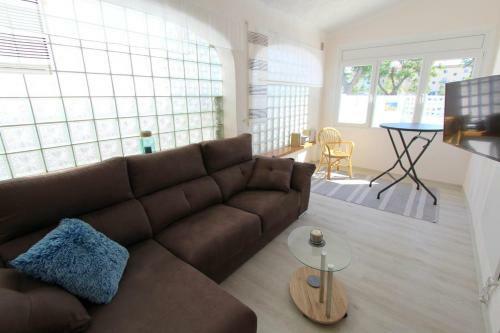 Villa Leon Inmo Alberes 174 A - 10007