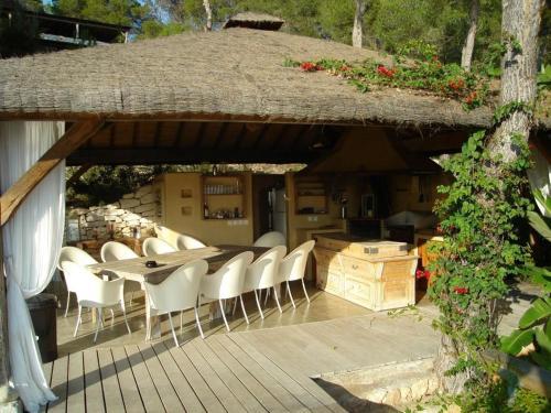 Cubells Villa Sleeps 12 Pool Air Con Wifi