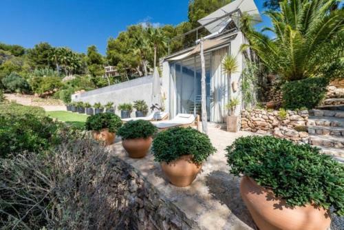 Cubells Villa Sleeps 12 Pool Air Con Wifi