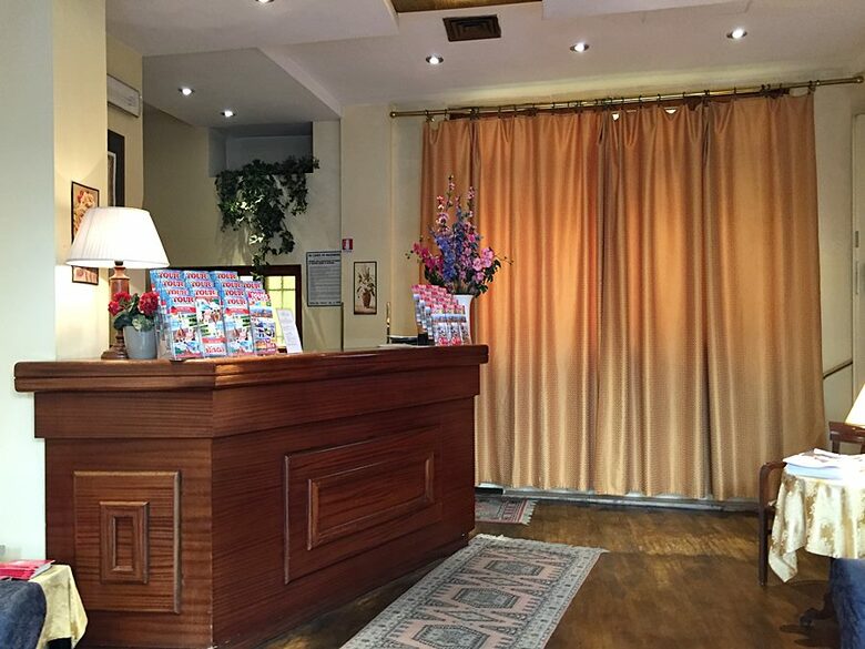 Hotel Ascot