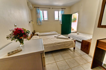 Hotel Phevos Villas