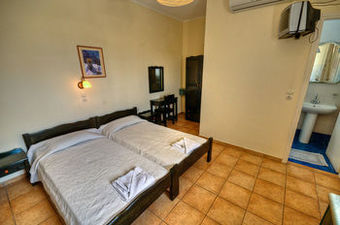 Hotel Phevos Villas
