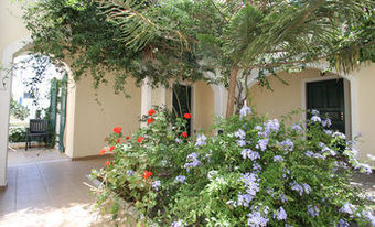 Hotel Phevos Villas
