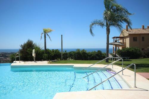 Spacious Modern Ground Floor Apartment With Spectacular Views