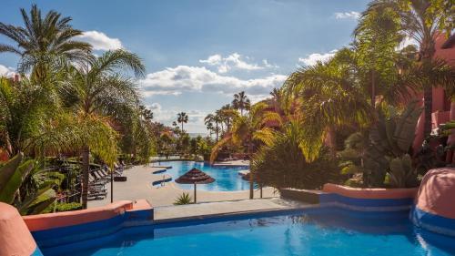 2 Bedrooms Apartment Frontline Beach Near Marbella