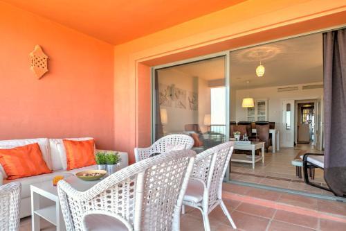 Terracotta Apartment @royal Flamingos