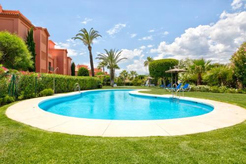 Terracotta Apartment @royal Flamingos
