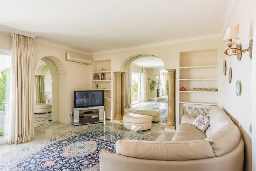 Villa Soraya Near Marbella