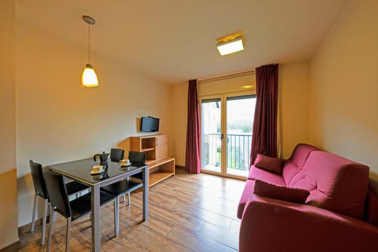 Aparthotel Trainera