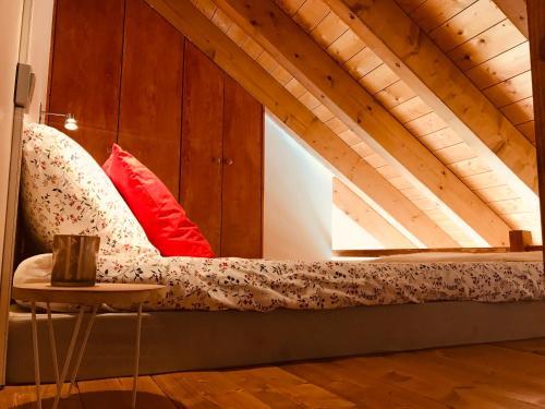 Apartamento Encantador I Acollidor �tic A Esterri D'�neu