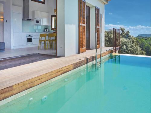 Three-bedroom Holiday Home In Galilea