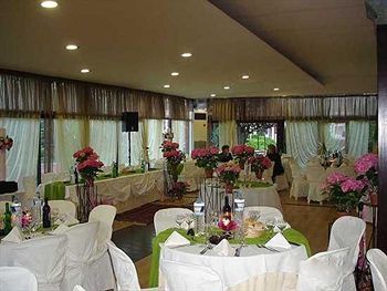 Four Seasons Hotel