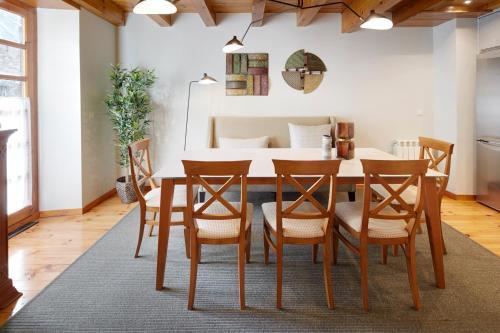 Apartamentos Gar�s IV