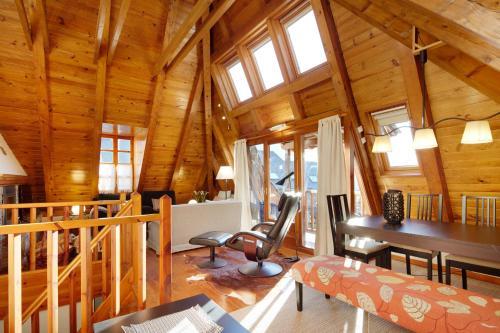 Apartamentos Gar�s IV