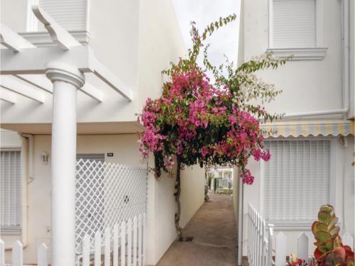 Three-bedroom Holiday Home In Garrucha