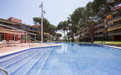 Luxurious Apartment In Front Of The Beach Gava Mar