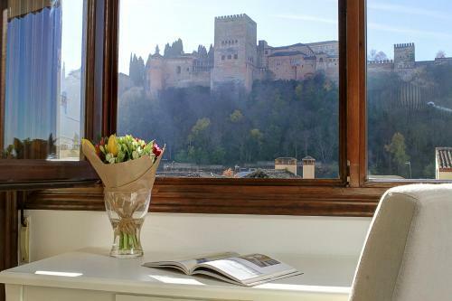 Apartamento Chezmoihomes Alhambra Penthouse 2 Private Terraces